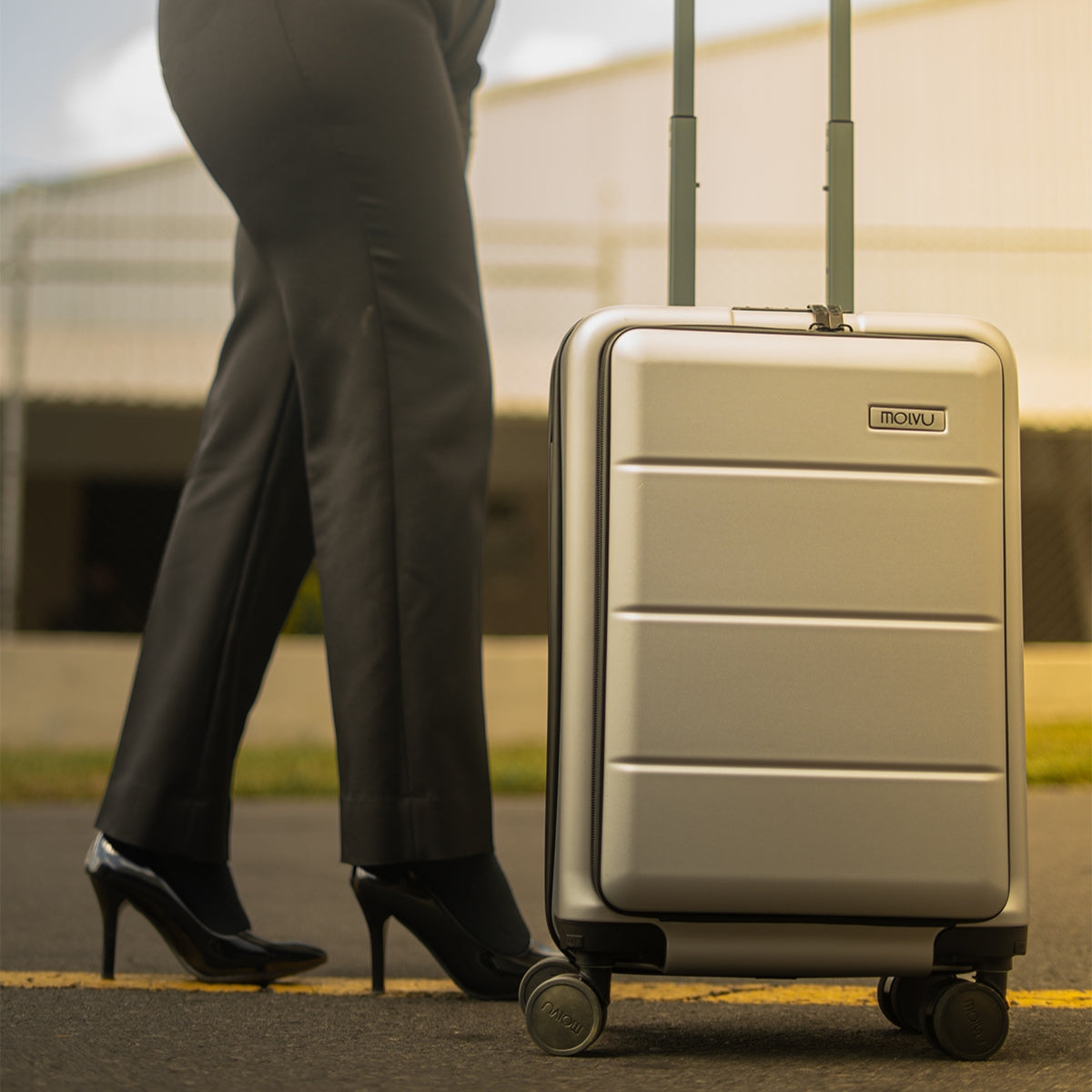 Maleta Viaje 2 (carry on) plateada