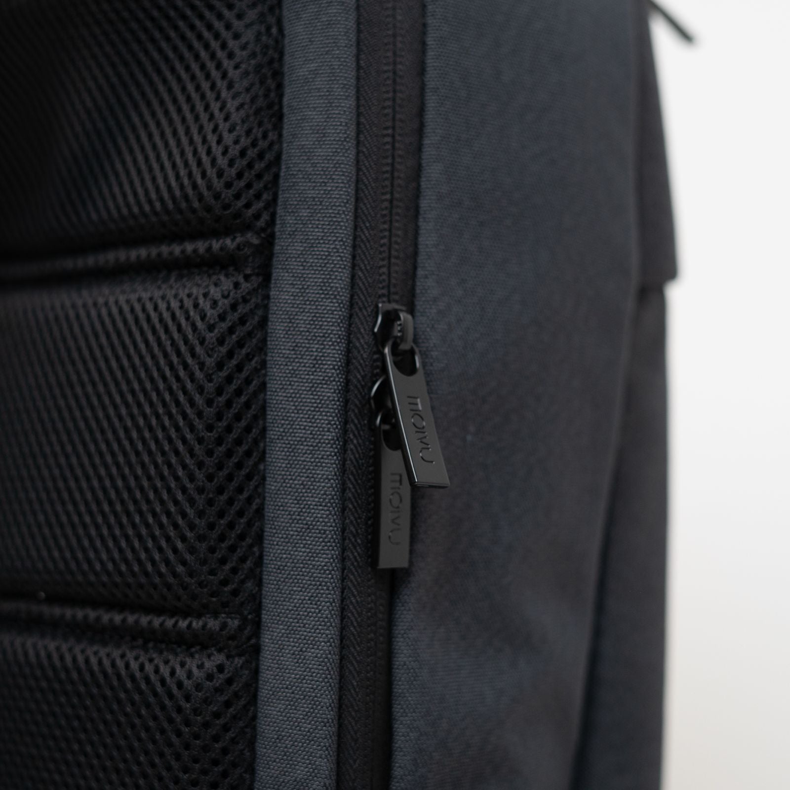 Mochila Business 11 Gris Oscuro