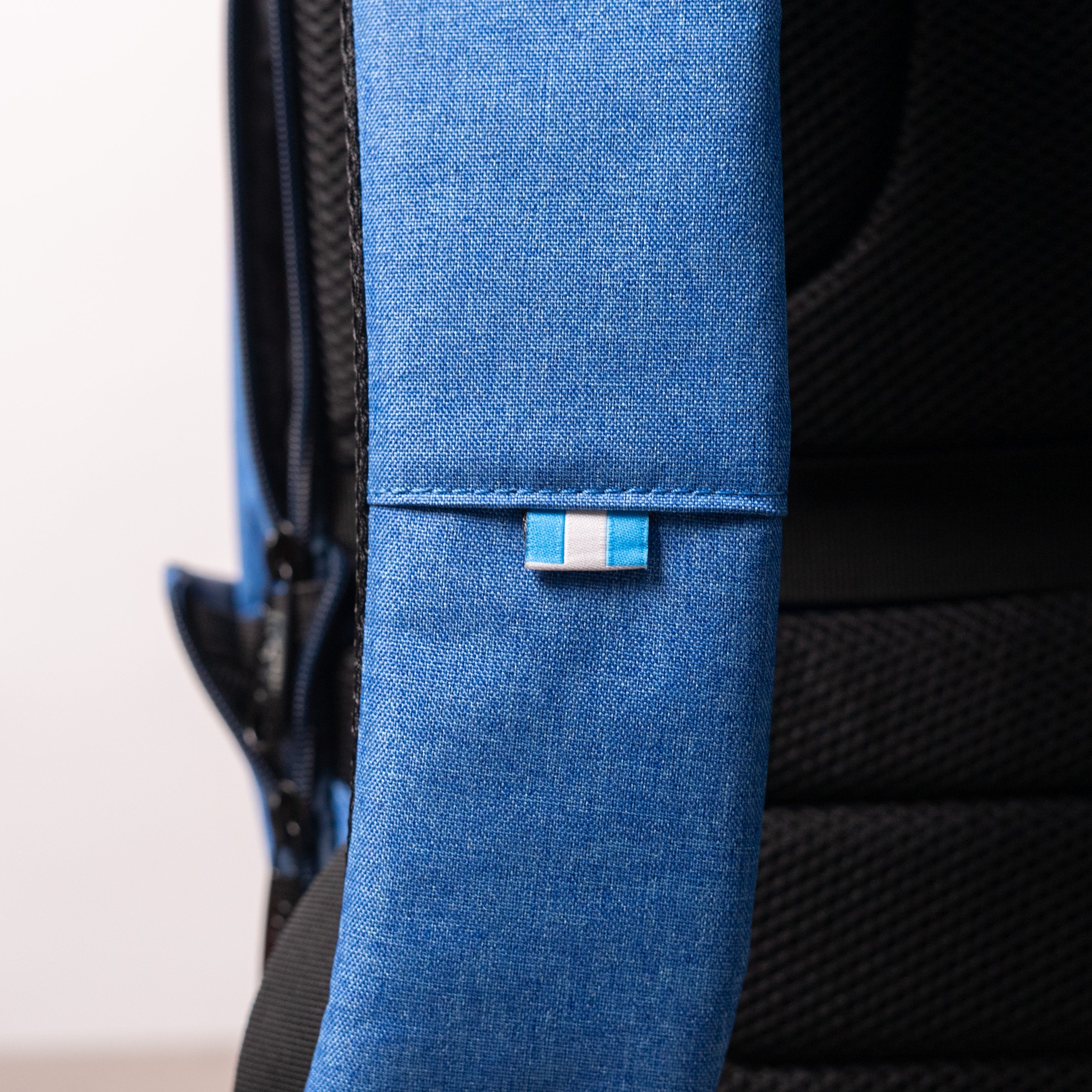 Mochila U2 Azul Celeste