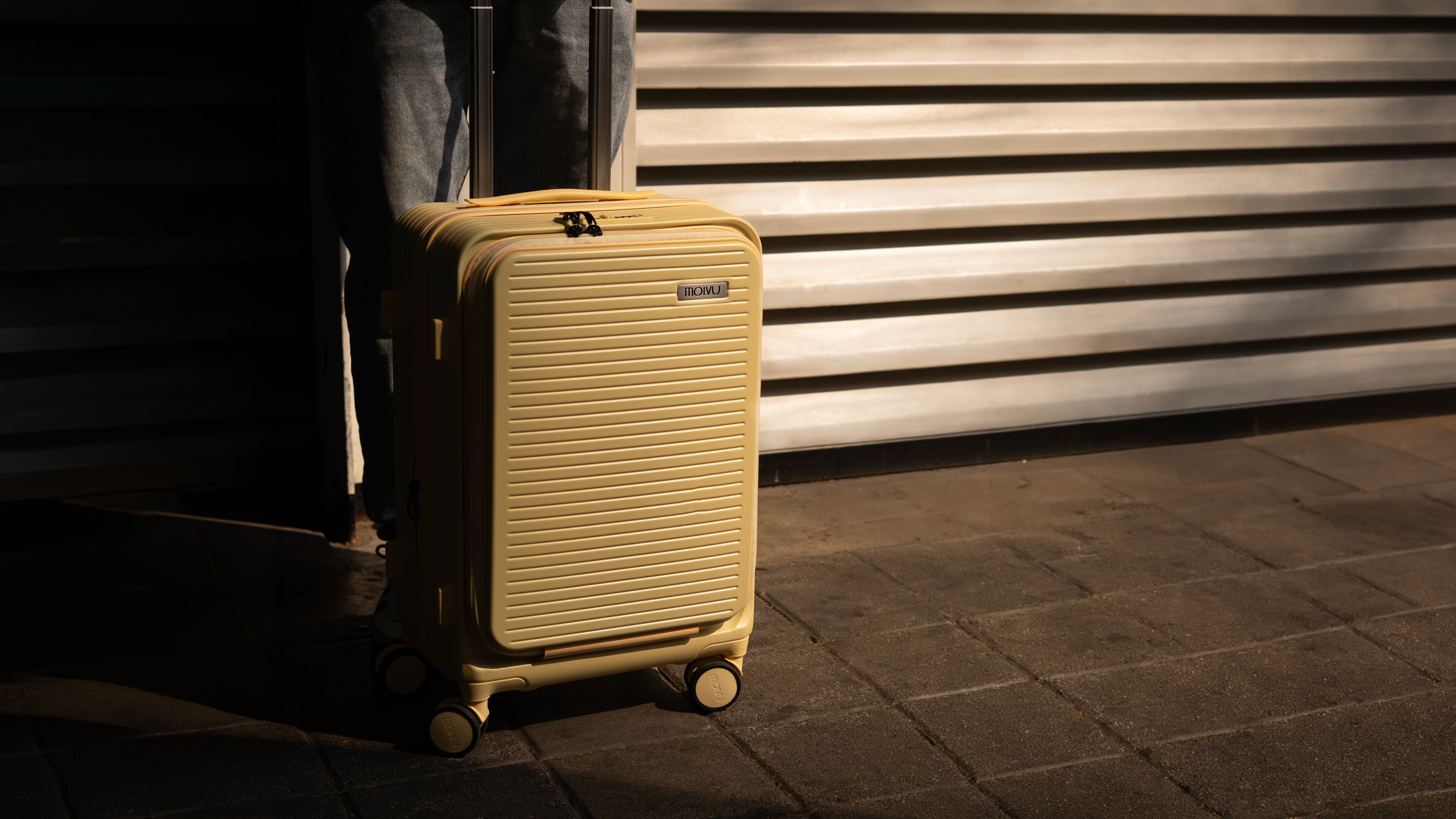 Maleta Viaje 3 (carry on) amarillo