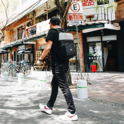Mochila Go Gris + Organizador