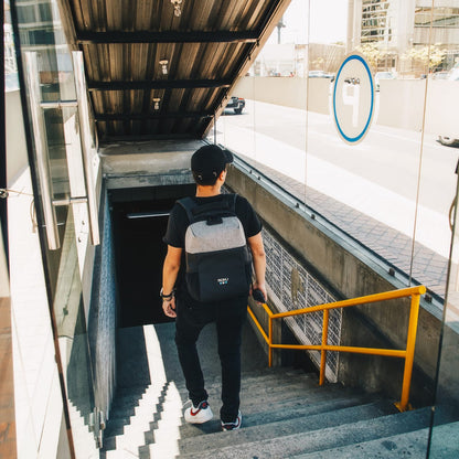 Mochila Go Gris + Organizador