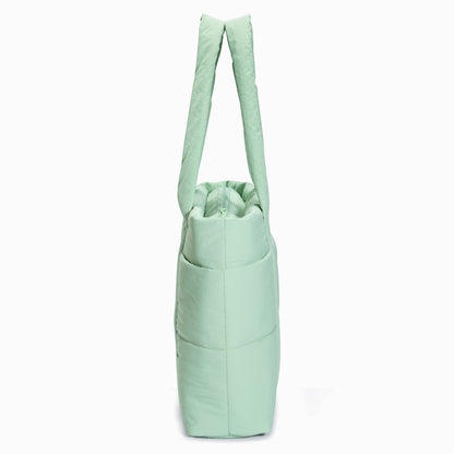 Tote Puff Verde Menta - detalle del acolchado puffer