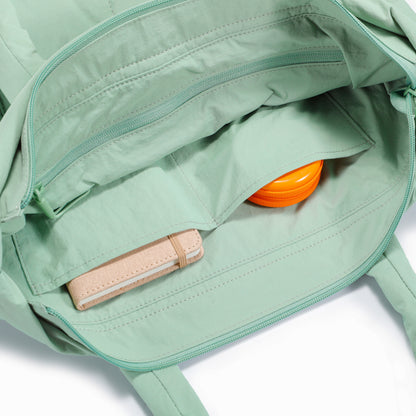 Tote Puff Verde Menta - capacidad de 39 litros