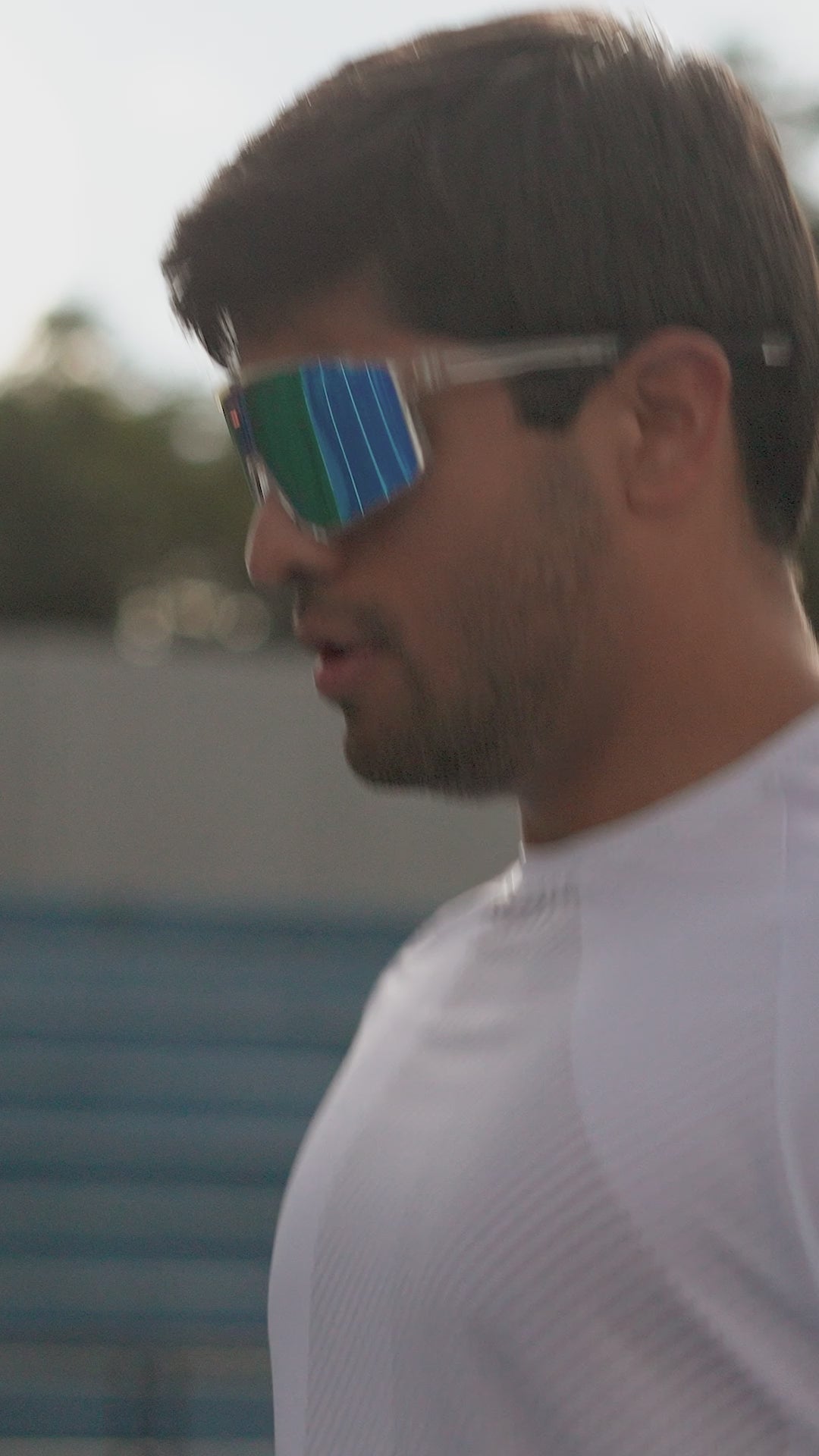 Cargar video: 