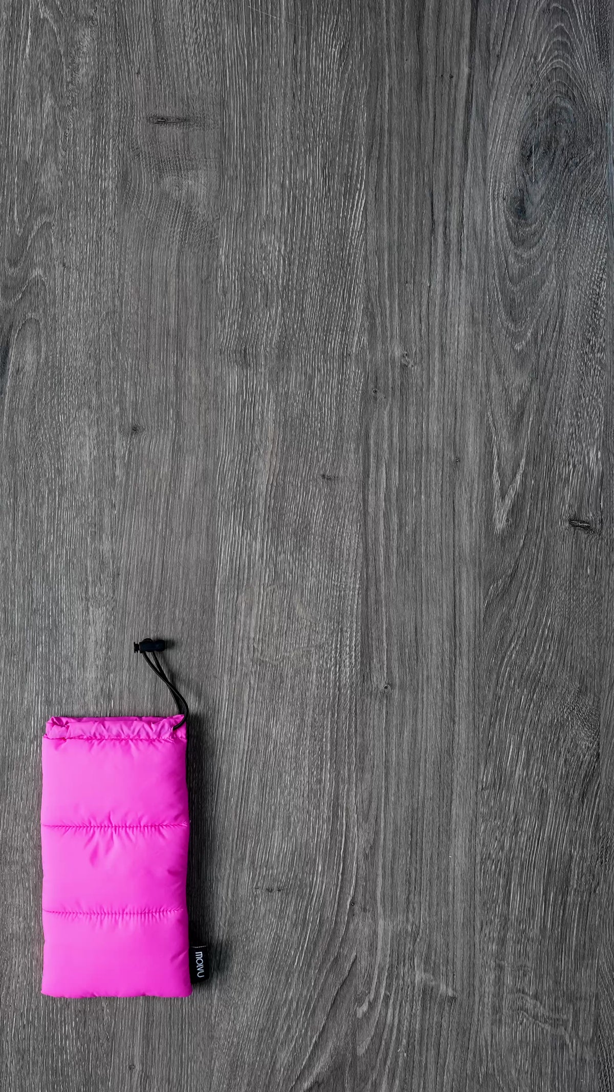 Estuche para Lentes Pouch Puff en uso